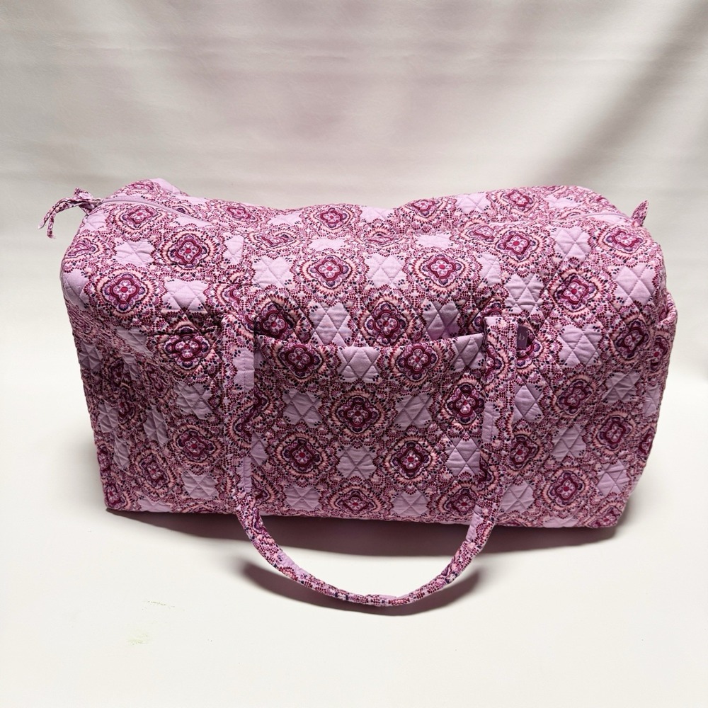 Rare Vera Bradley Oversized XL Traveler Duffle Quilted Bag Lavender Medallion